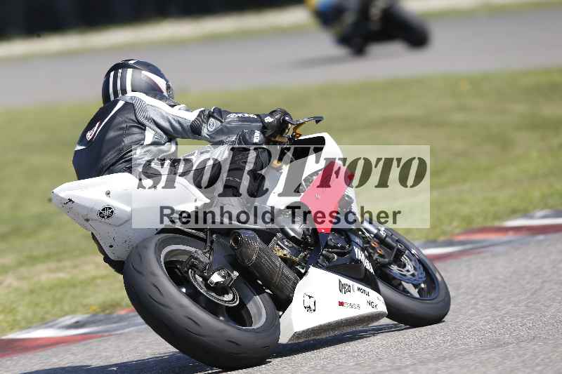 /44 09.08.2025 Plüss Moto Sport ADR/Einsteiger/unklar backside